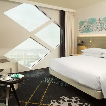 Hilton Hotel 4*