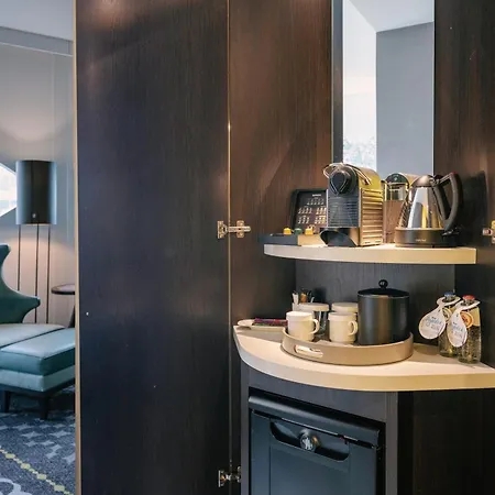 Hilton 4*