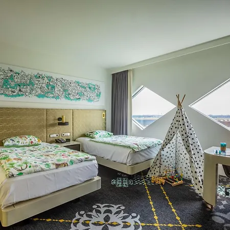 Hilton 4*