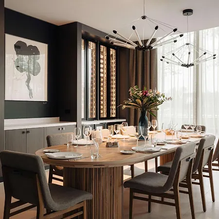 Hilton 4* Amsterdam Airport Schiphol