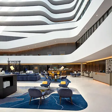 Hilton Hotel 4*