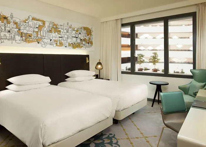 Hilton 4* Amsterdam Airport Schiphol