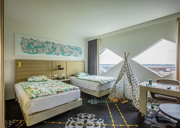 阿姆斯特丹史基浦机场希尔顿酒店 4*