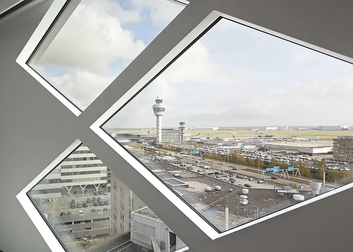 酒店 阿姆斯特丹史基浦机场希尔顿酒店 4*