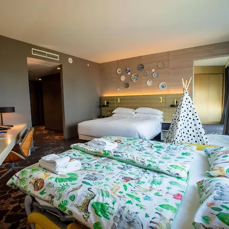 Hilton 4*