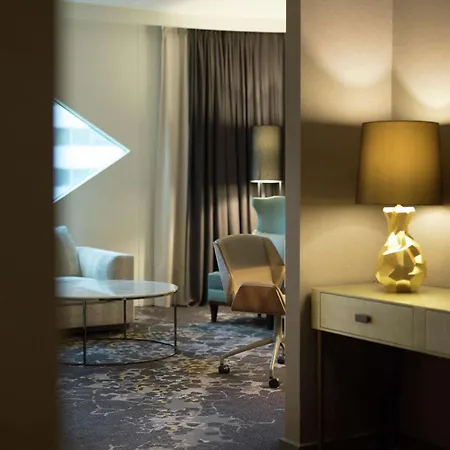 Ξενοδοχείο Hilton 4*