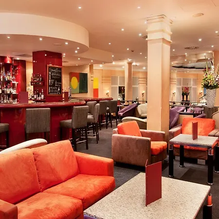 Hilton 4* Amsterdam Airport Schiphol